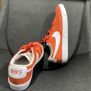 Nike Men’s Blazer Premium Low